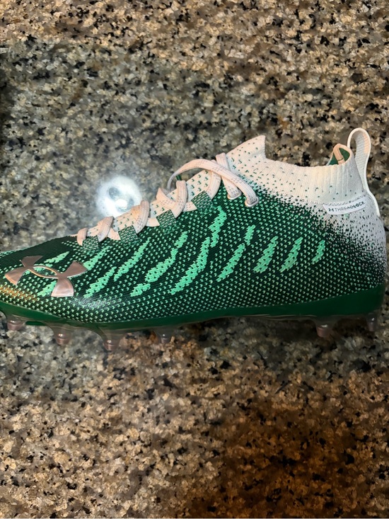 Under Armour Spotlight Lux MC Football cleats Green Mens size 9 new w/o tags